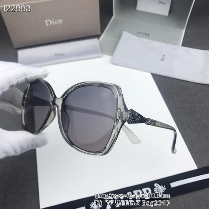 DIOR-迪奧 D家新款偏光墨鏡 高清寶麗來偏光鏡片 女款太陽鏡 8722  lly1320